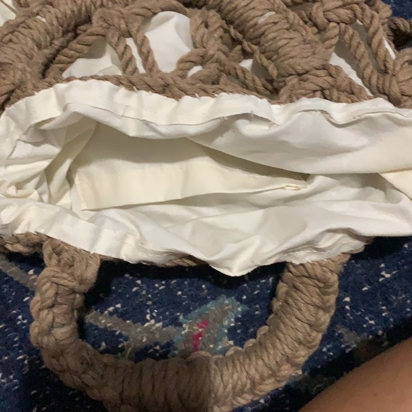 Macrame shoulder bag with long strap - Picture 8 of 8